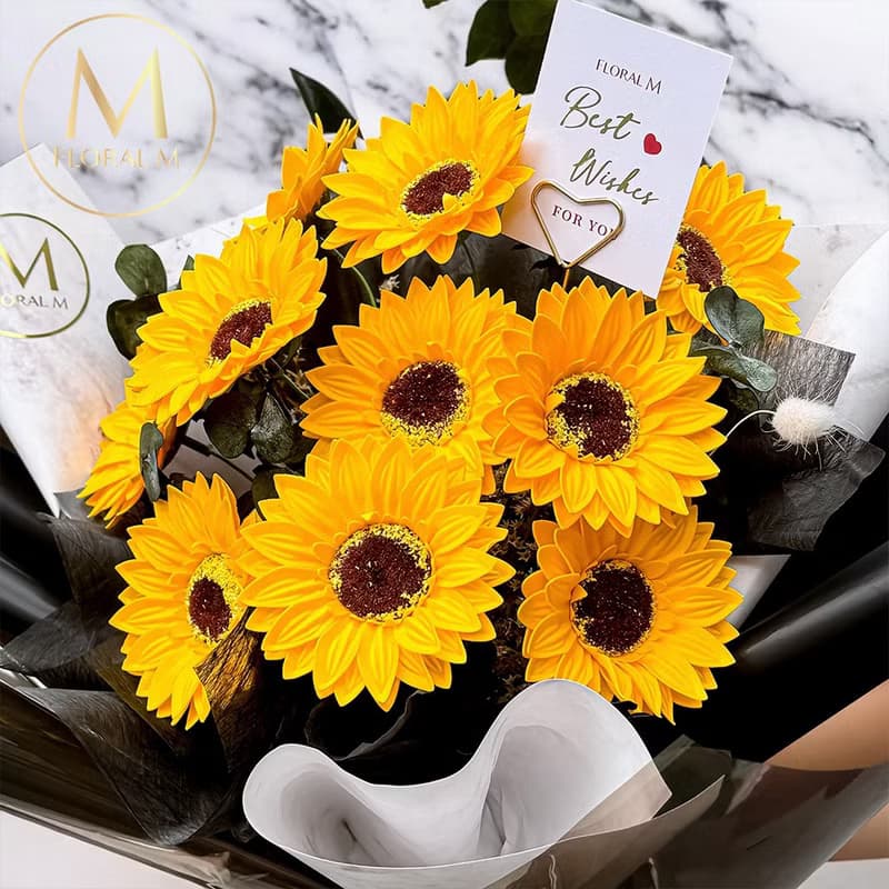 盛夏美好未來向日葵香水花束