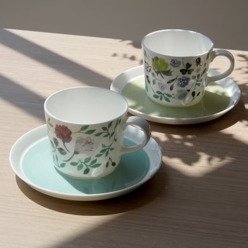 日本NARUMI Anna Emilia 奶奶的花束骨瓷茶杯組-220ml