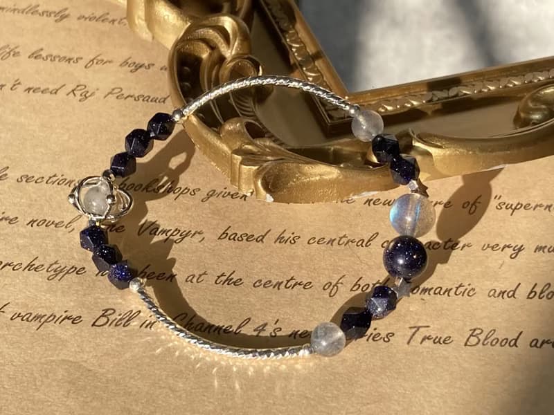 【月光下的星河。手鍊】藍砂石、灰月光石、拉長石|s925純銀|