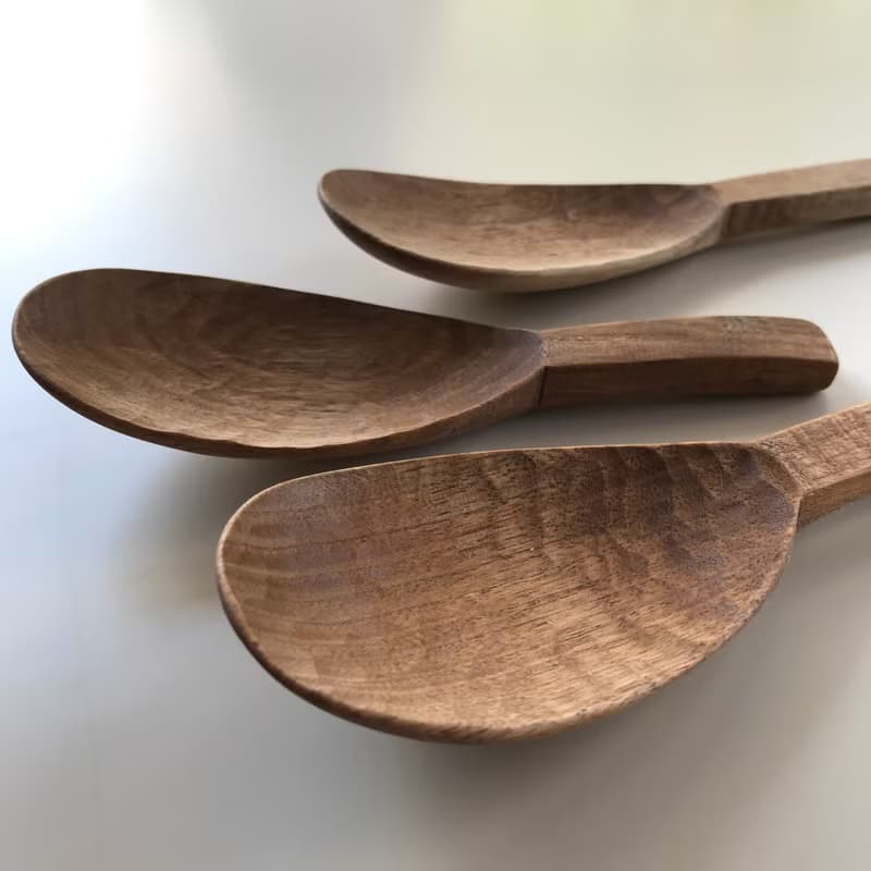 クルミの鋸目のサーバースプーン　レンゲタイプL