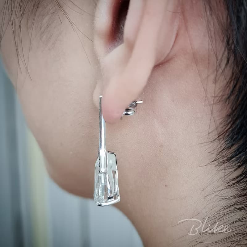 White topaz and Black spinel Earring