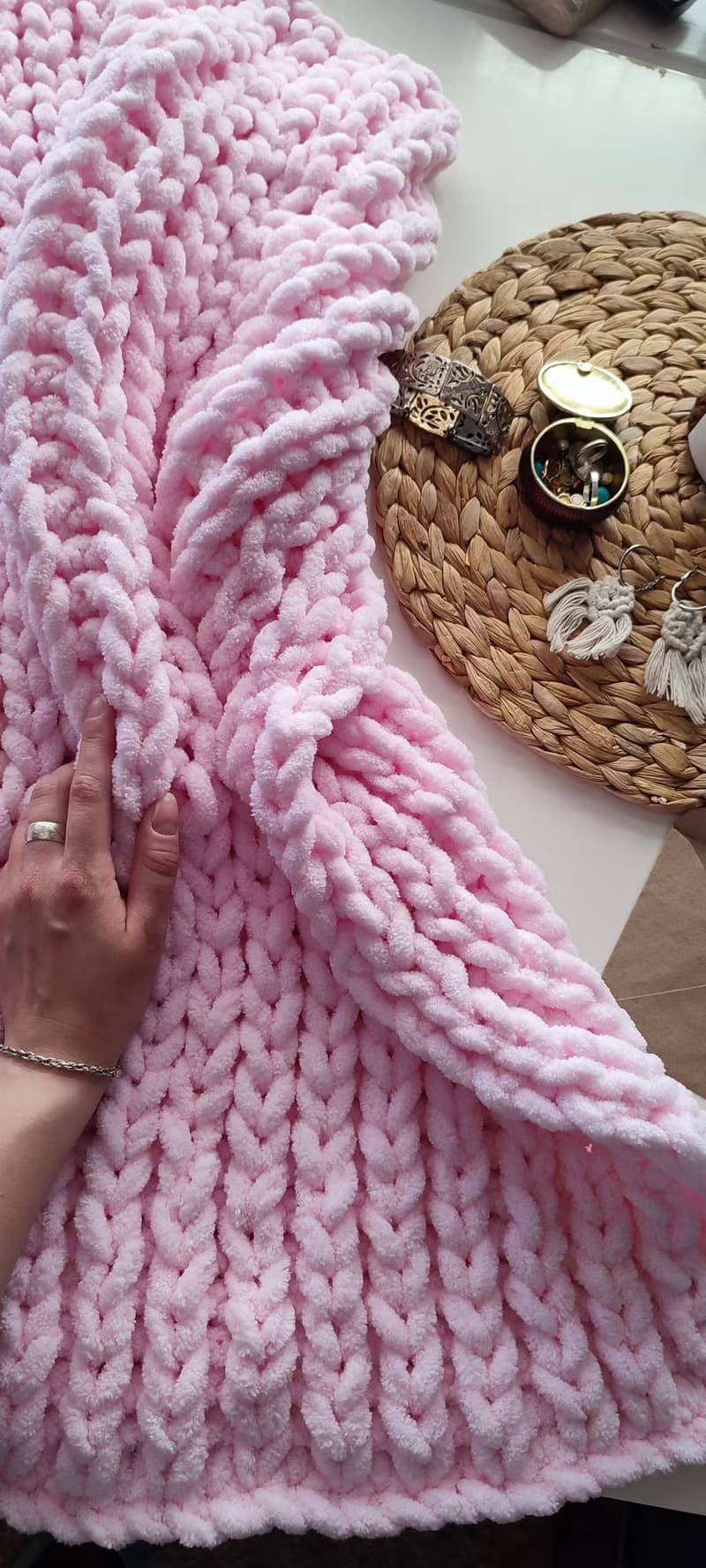 Weighted Plush Aesthetic Blanket Chenille Bedspread Giant Knit Throw