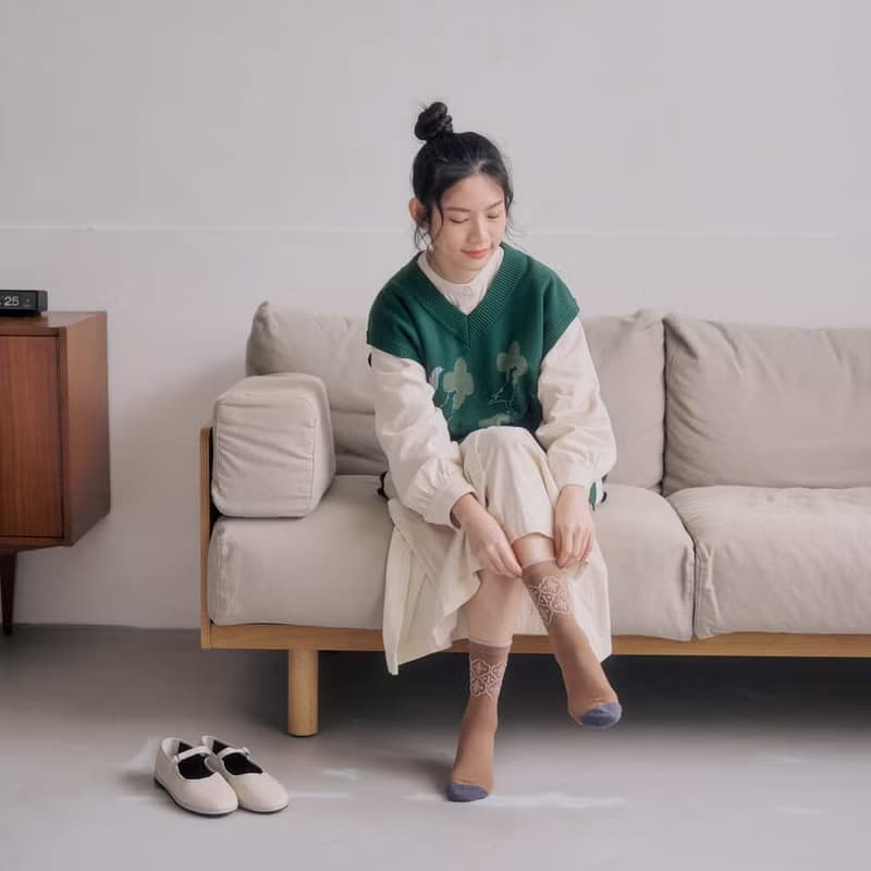緹花中長襪/玻璃海棠/甜栗奶茶