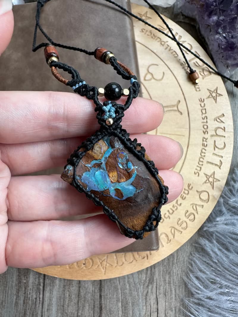 N773 民族風 鐵礦石澳寶 (boulder opal) 原礦 銅珠 頸鏈民族風