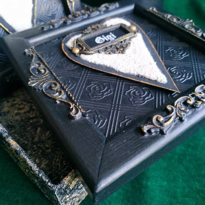 Black Valentines gift of two black frames with hearts in gift box