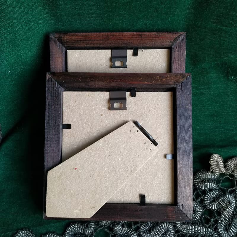 Black Valentines gift of two black frames with hearts in gift box