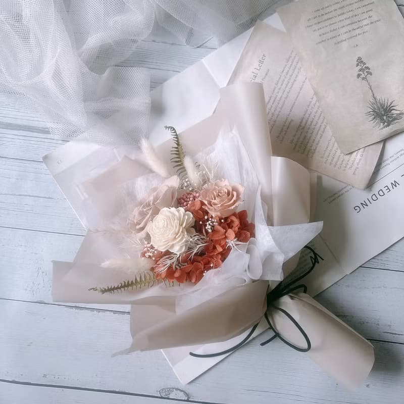 永生花花束 不凋花 乾燥花 生日 告白花束