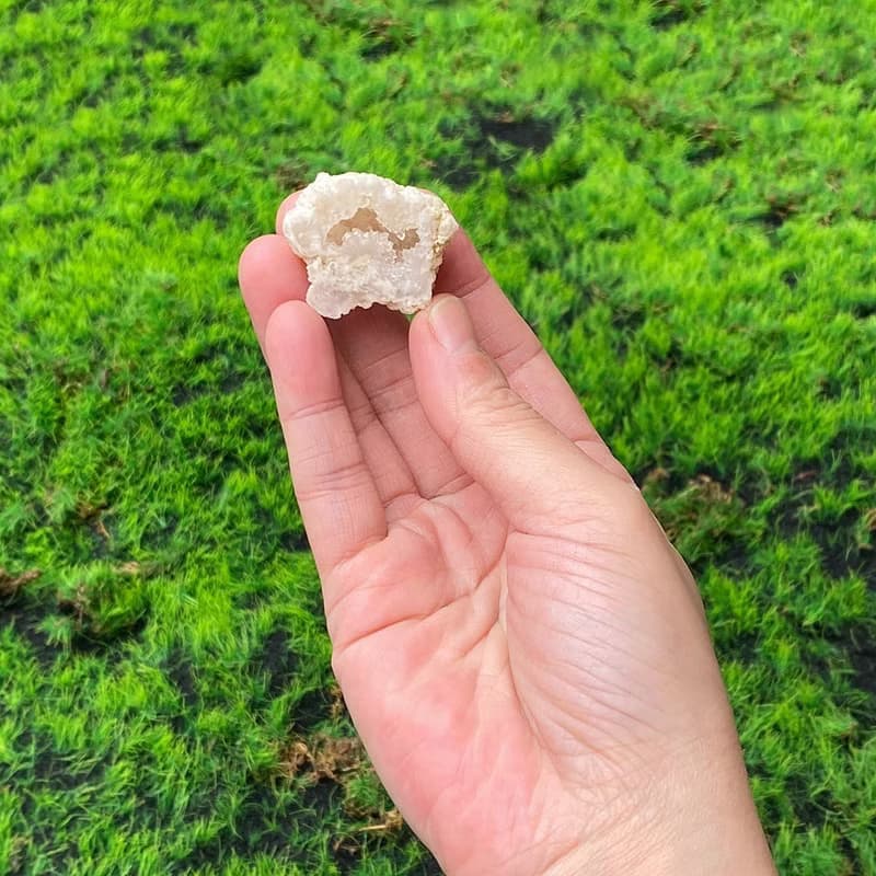 能量擺飾-招財可愛星星瑪瑙小白晶花洞 療癒 開運 招財 原礦
