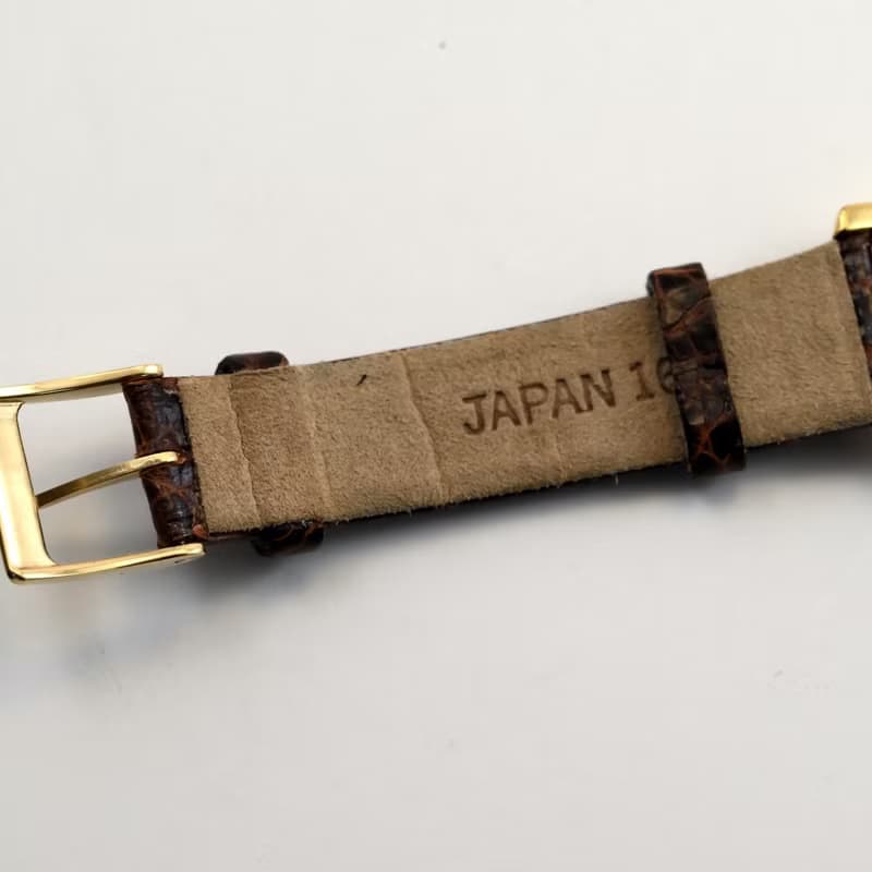 Burberry クォーツ 女性用腕時計 21mm タンク型 ゴールド 5420-H30687 ボックス付き 手錶 古董錶