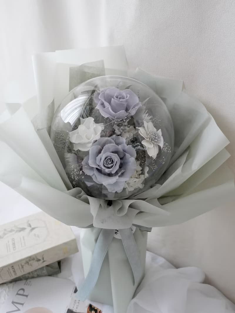 波波球永生玫瑰花束【煙白霧灰】七夕情人節/不凋花/生日/畢業季