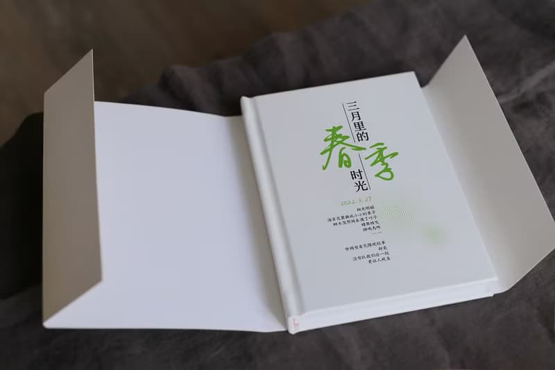 精裝照片書 / 聚會 朋友 親子 家庭 / 小開本跨頁 來圖設計印刷