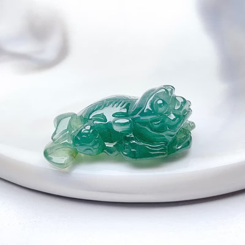 【招財神獸】冰綠種翡翠貔貅吊飾 | 天然緬甸玉翡翠A貨