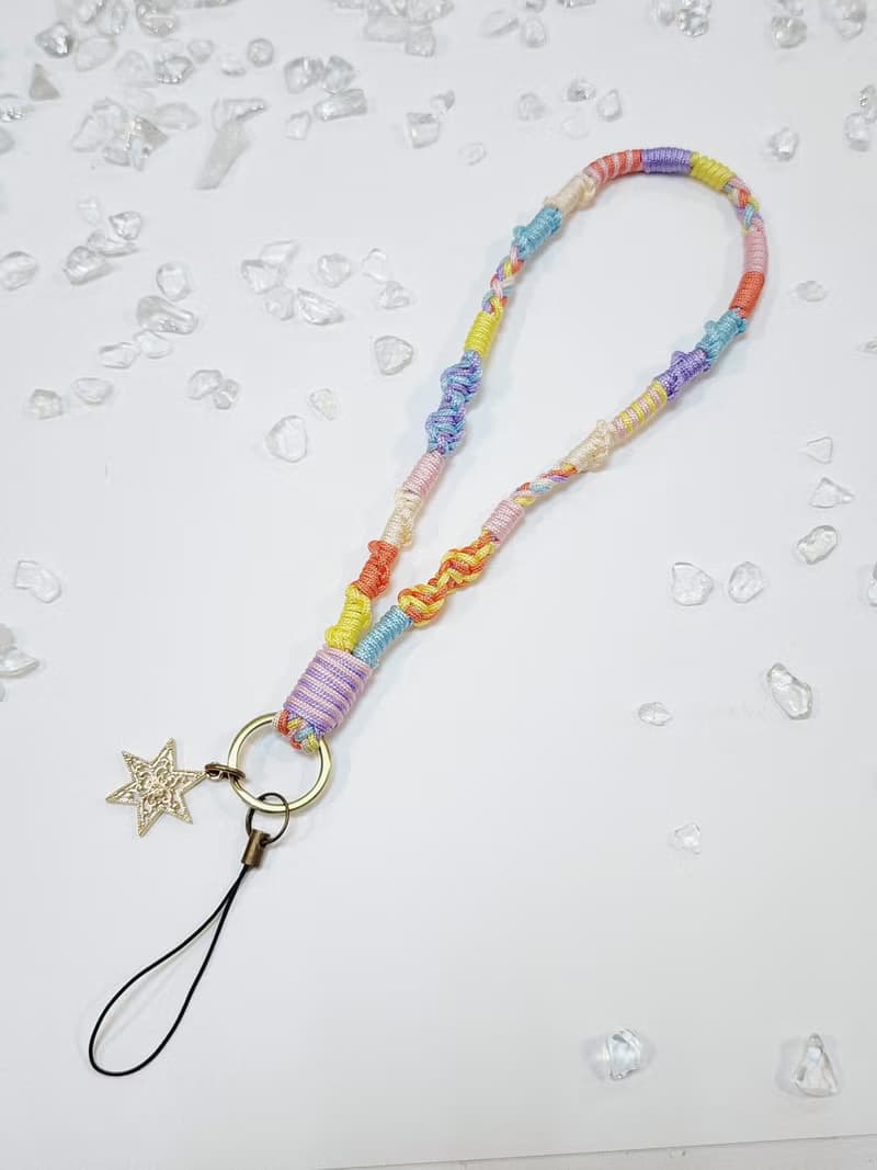Paris*Le Bonheun。細繩的纏繞。編織手腕繩(夏日波希米亞)