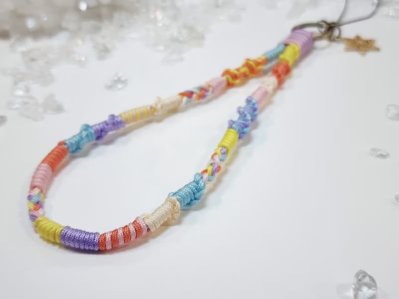 Paris*Le Bonheun。細繩的纏繞。編織手腕繩(夏日波希米亞)