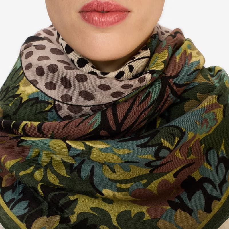 【INOUI EDITIONS】MIKE 羊絨真絲方巾100 - 卡其