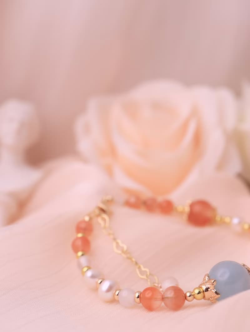 晨曦柔光  海藍寶×紅兔毛×珍珠 14K包金可調式手鍊