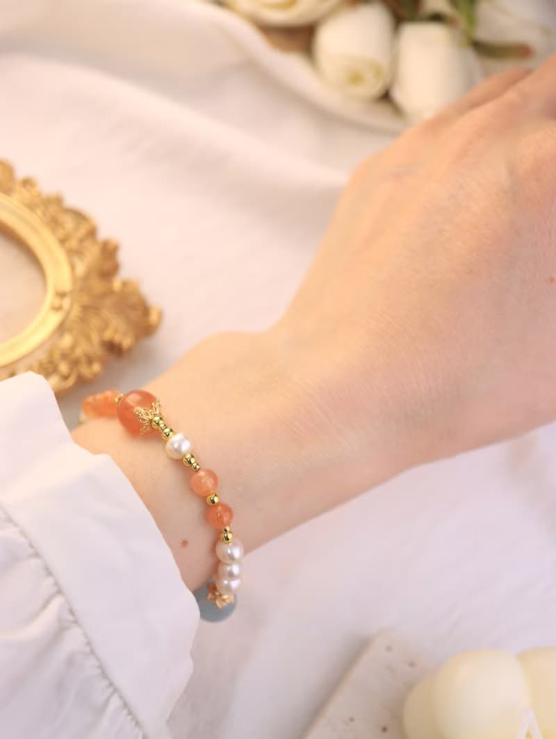 晨曦柔光  海藍寶×紅兔毛×珍珠 14K包金可調式手鍊