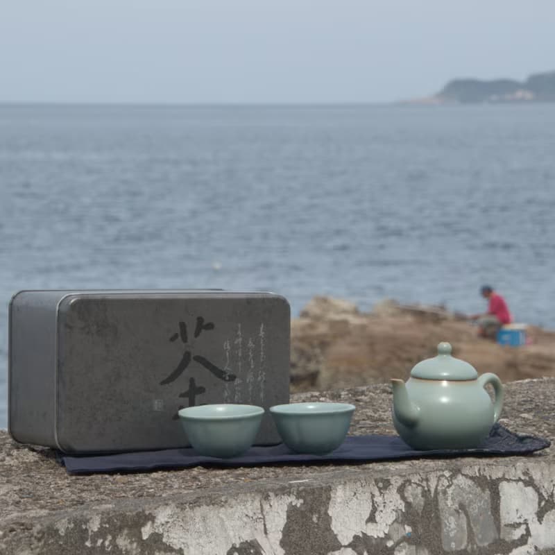 陶作坊│茶旅行_茶便當III小梨型壺杯組(粉青)