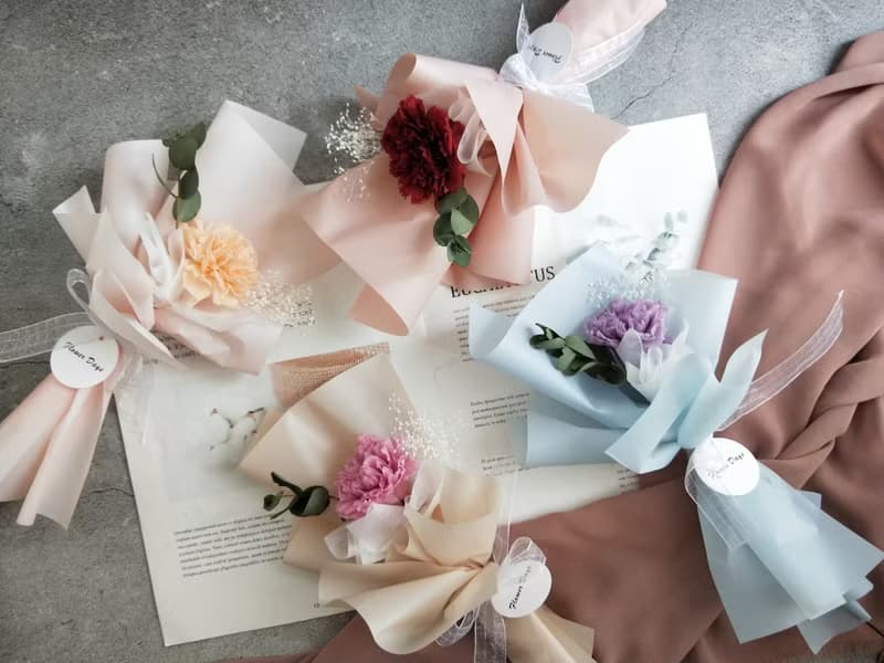 韓式花束-單朵康乃馨花束 永生畢業花束情人節畢業 老師禮物