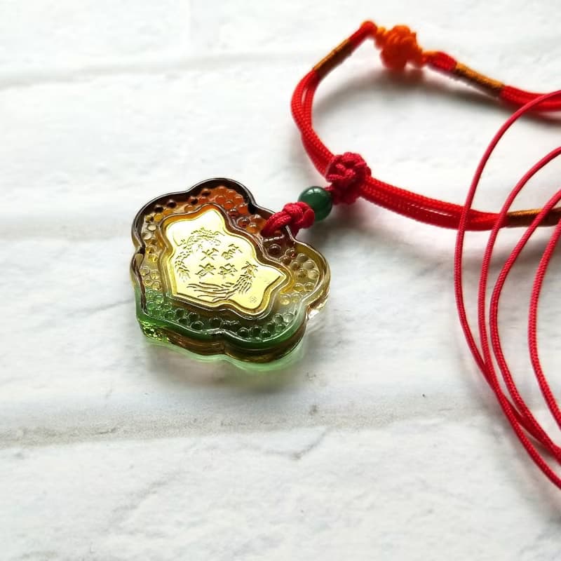 Eli Jewelry 滿月寶寶彌月琉璃黃金鎖片項鍊 附金飾保證卡 現貨