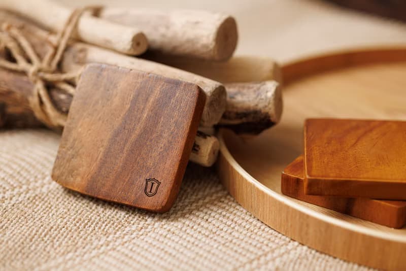 Islandoffer島嶼製作 胡桃木方形整木杯墊 隔熱墊餐墊 (一件)