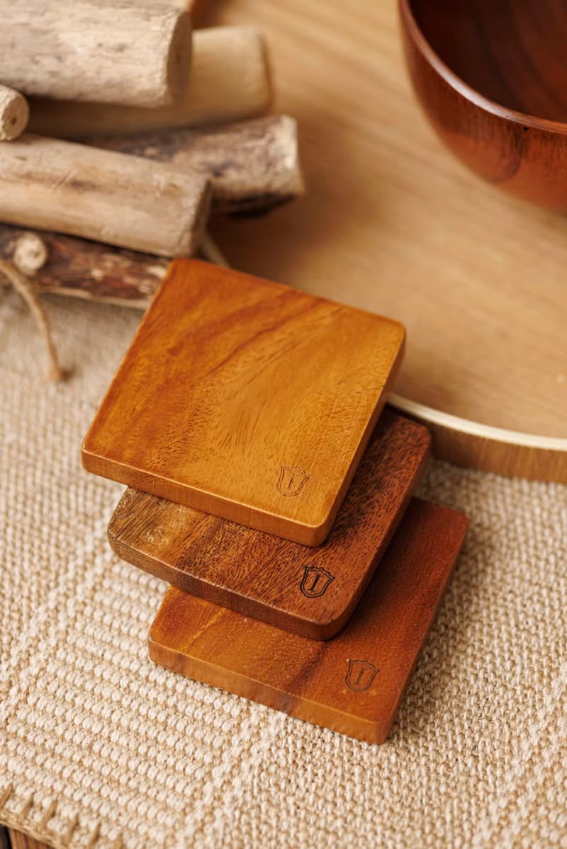 Islandoffer島嶼製作 胡桃木方形整木杯墊 隔熱墊餐墊 (一件)