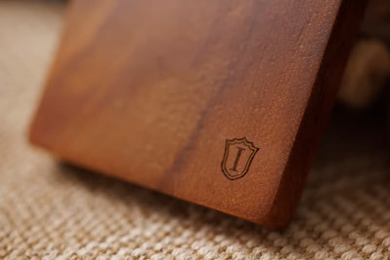 Islandoffer島嶼製作 胡桃木方形整木杯墊 隔熱墊餐墊 (一件)