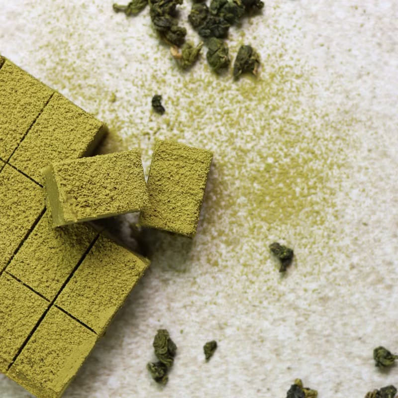 炭焙烏龍 生巧克力 (140g/盒)