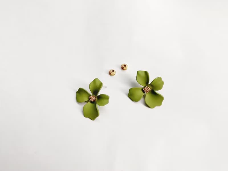 碧綠之花  耳環 耳飾 飾品 銀 S925 日系 氣質 葉子 花 綠 精緻