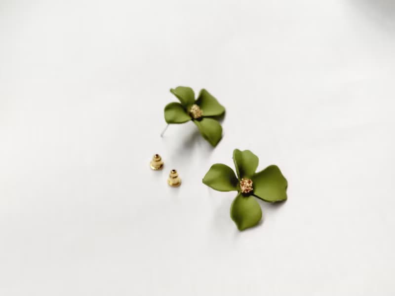 碧綠之花  耳環 耳飾 飾品 銀 S925 日系 氣質 葉子 花 綠 精緻