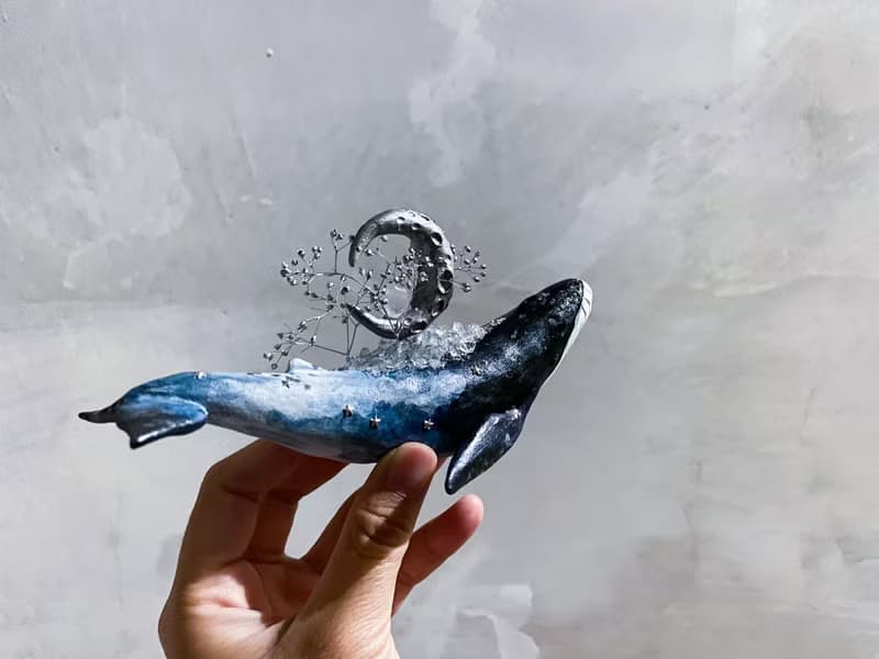 月光小島鯨魚