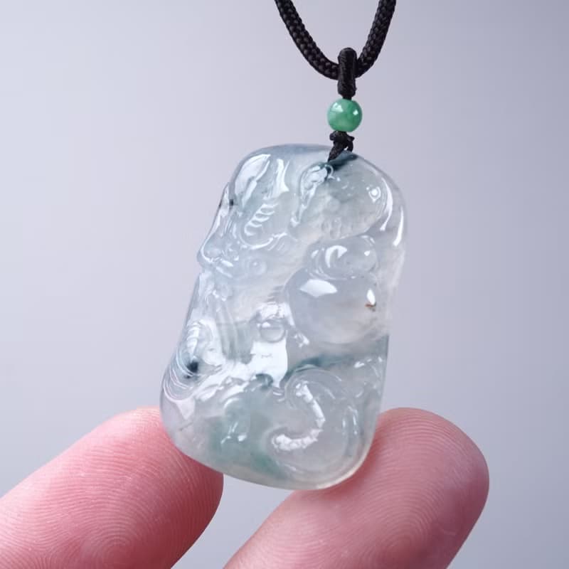 【龍行天下】冰種飄藍花翡翠龍牌項鍊 | 天然緬甸玉翡翠A貨| 送禮