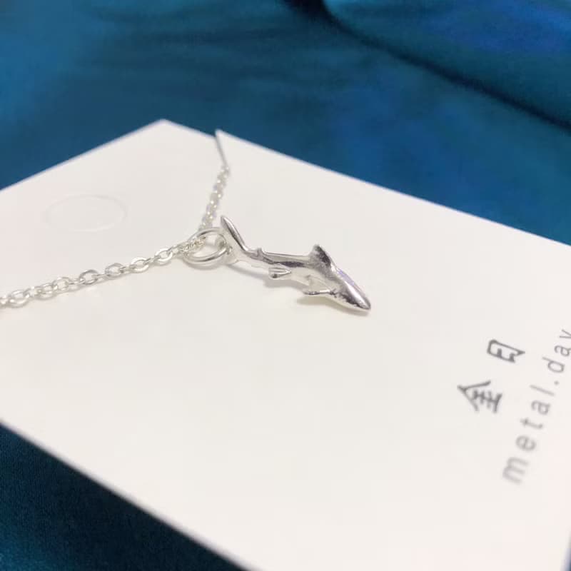 925銀小鯊魚頸鏈