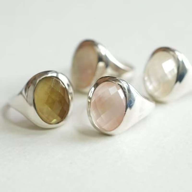 水晶と白蝶貝のいろどりリング