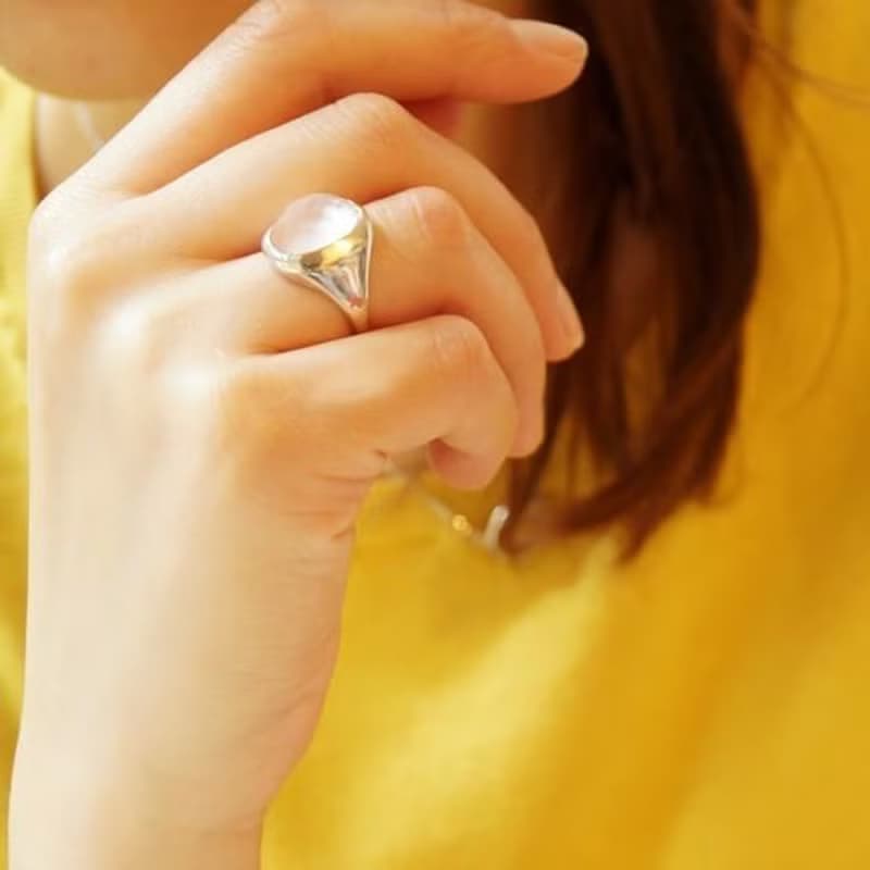 水晶と白蝶貝のいろどりリング