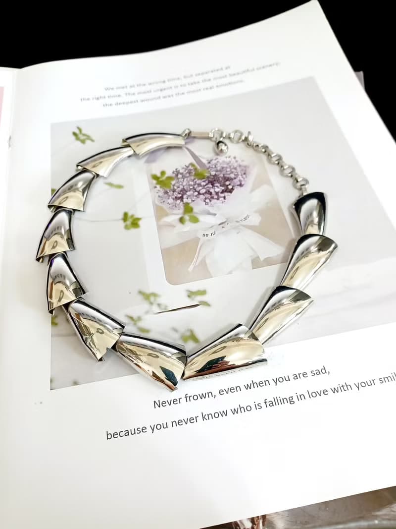 vintage jewelry 現代風銀色區塊項鍊