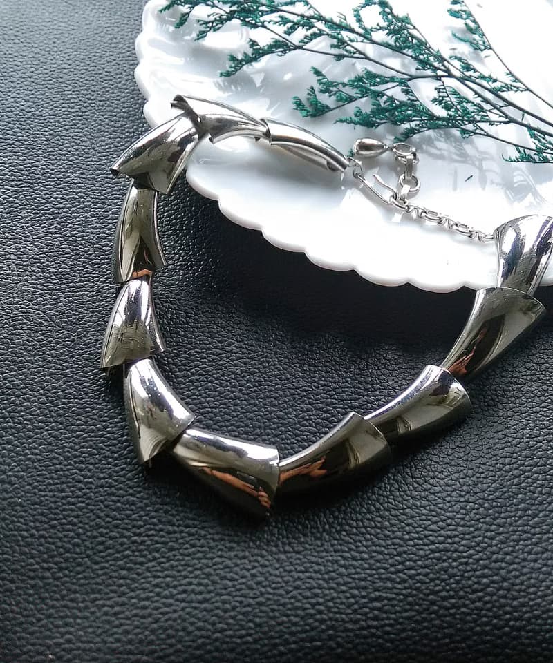 vintage jewelry 現代風銀色區塊項鍊