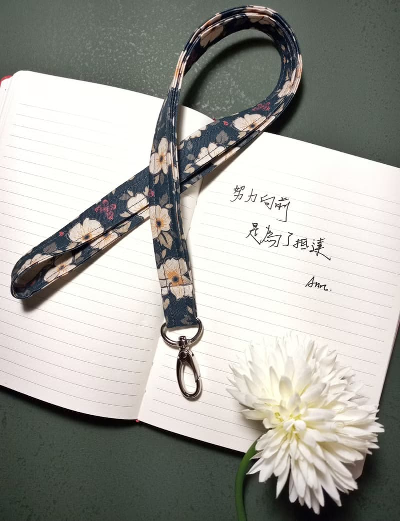 職場必備-寬版純棉識別證頸掛繩/手機掛繩/證件带-花舞