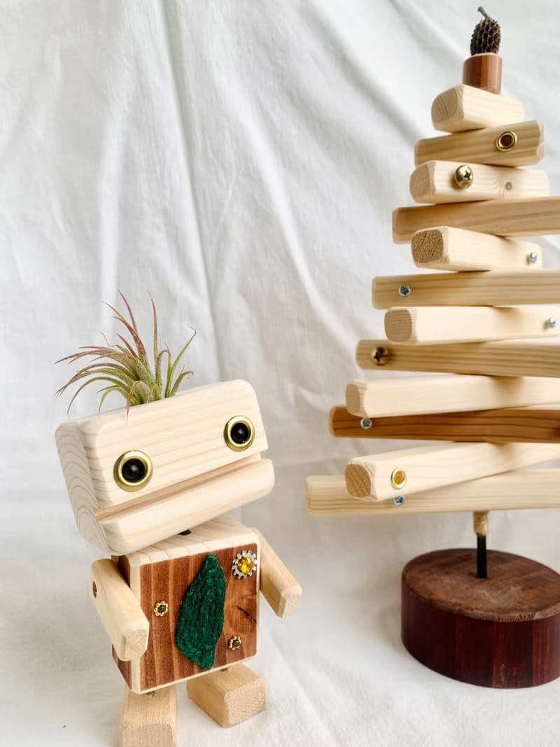 原創設計【永生樹】贈LED燈 居家擺飾 掛飾架 可前後左右調整