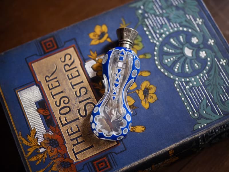 英國百年古董香水瓶