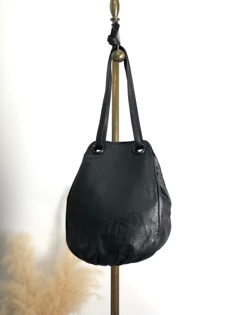 【 日本直送　名牌中古包 】LOEWE ロエベ トートバッグ ブラック アナグラム ナッパレザー vintage ヴィンテージ オールド tz5sub