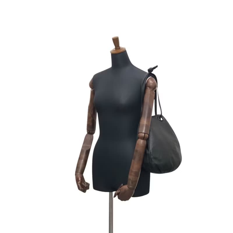 【 日本直送　名牌中古包 】LOEWE ロエベ トートバッグ ブラック アナグラム ナッパレザー vintage ヴィンテージ オールド tz5sub