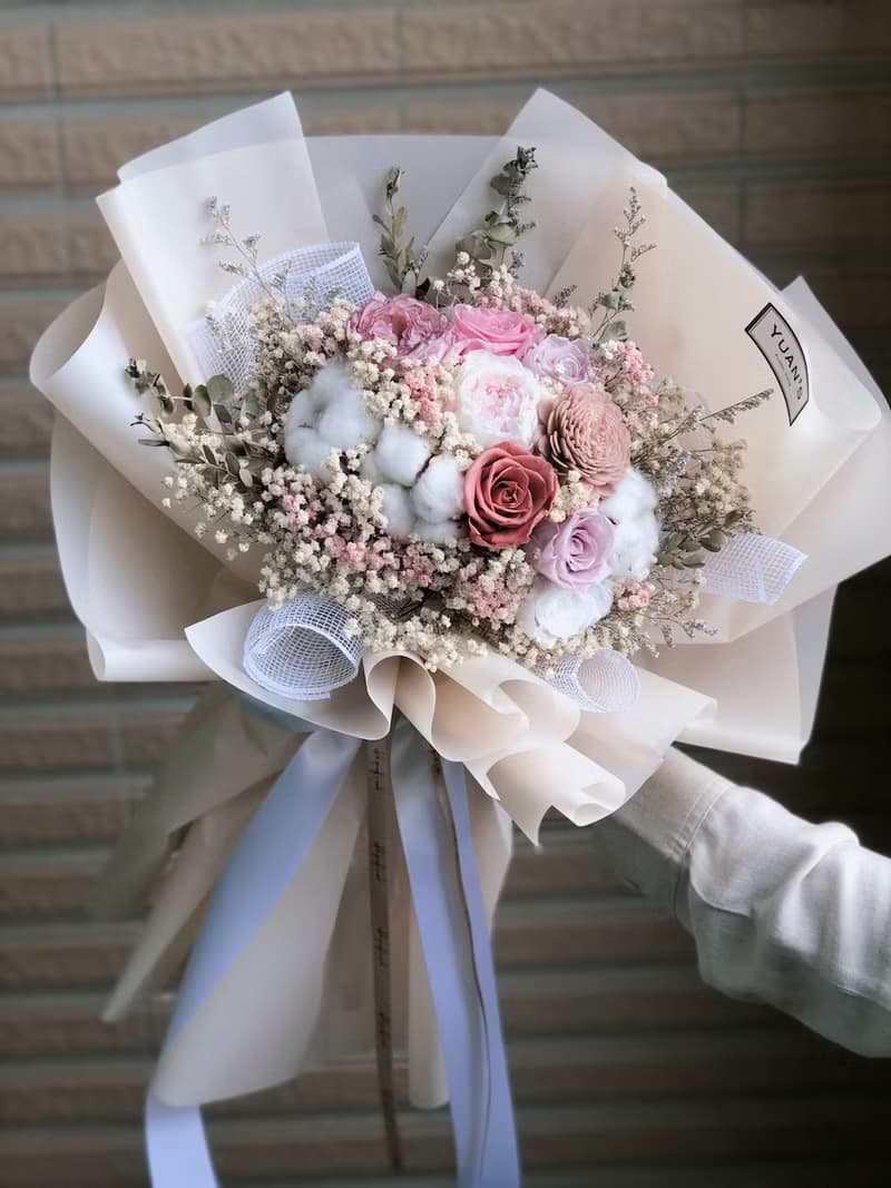 胭脂紅粉大花束 浪漫燈串 情人節 永生花畢業花束 生日禮物 擴香