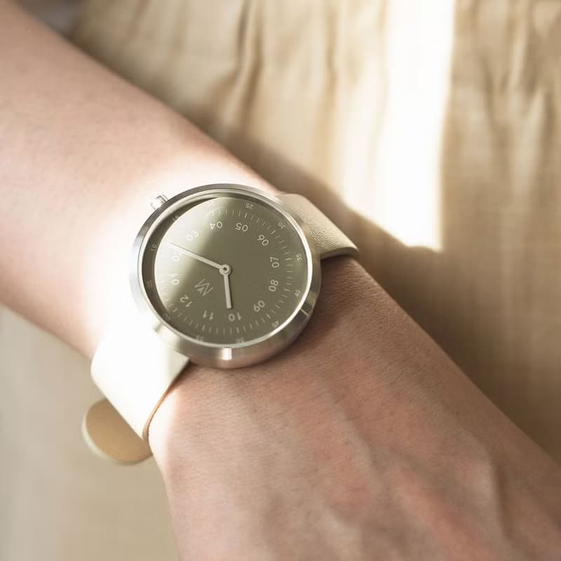 Smoke Green 34mm 米白意大利皮帶 瑞士機芯 藍寶石防花玻璃