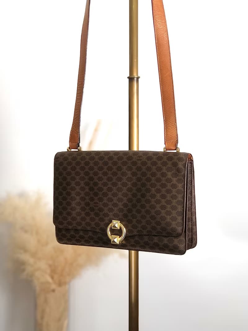【 日本直送　名牌中古包 】CELINE セリーヌ マカダム ショルダーバッグ ブラウン モチーフ PVC レザー フラップ vintage  wagmgy