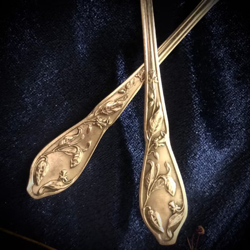 法國Boulenger新藝術時期鍍銀浮雕花卉甜品匙一對合售