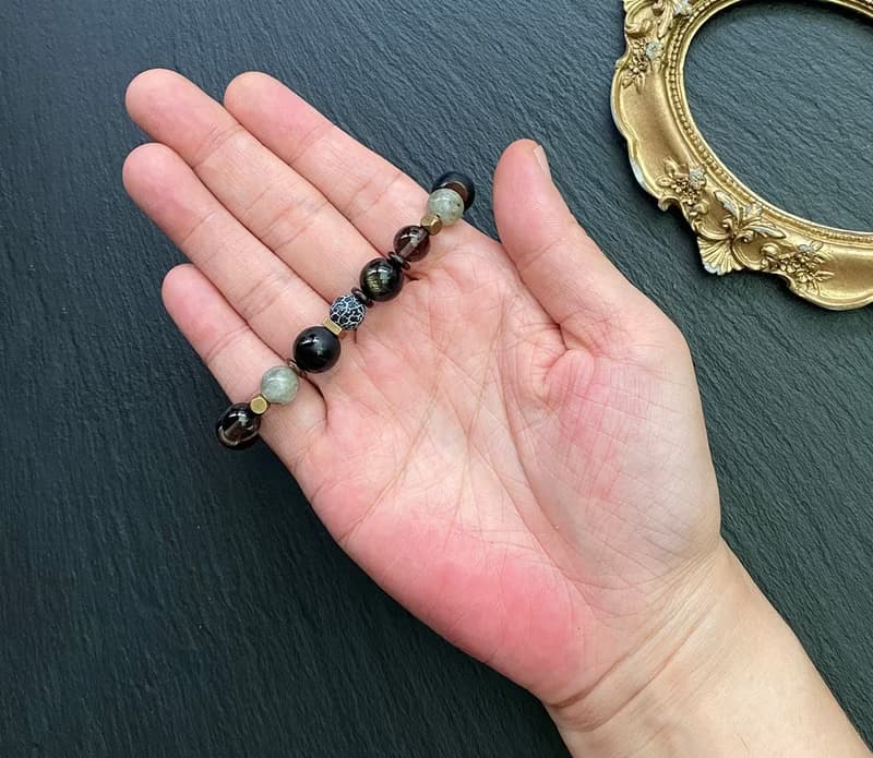 農曆七月避邪保平安-金曜石x黑曜石x風化瑪瑙x六字箴言x白閃光石