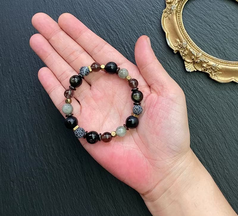 農曆七月避邪保平安-金曜石x黑曜石x風化瑪瑙x六字箴言x白閃光石