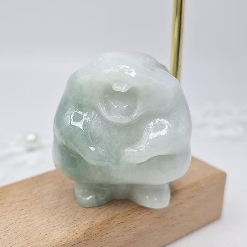 溫潤綠底飄花土撥鼠擺件 | 天然緬甸玉A貨翡翠