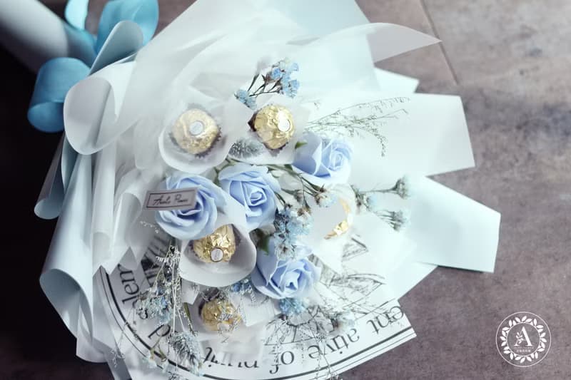 畢業花禮 / 乾燥花系列 / 金莎小花束